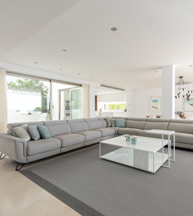 Resa Estates Ibiza sale koop Villa Marcos sea views living ok.JPG